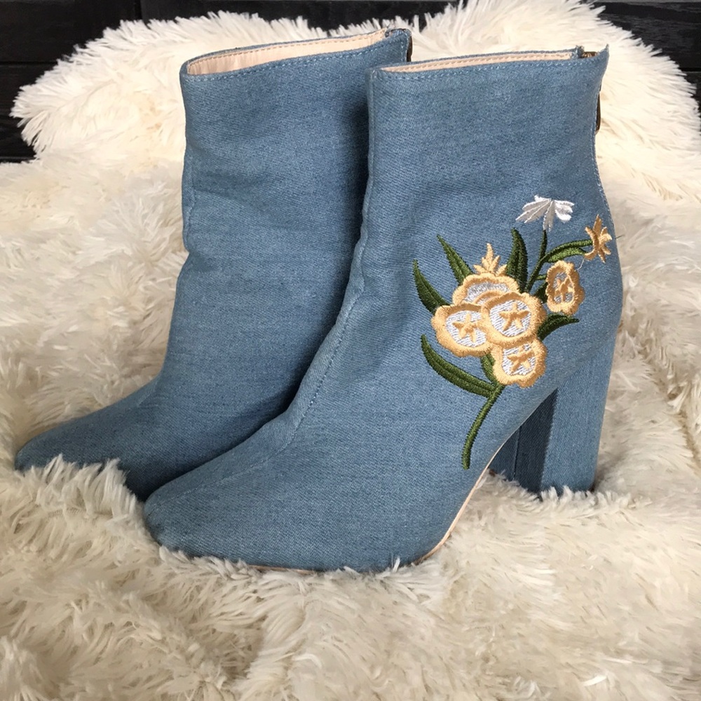 Light denim ankle boots